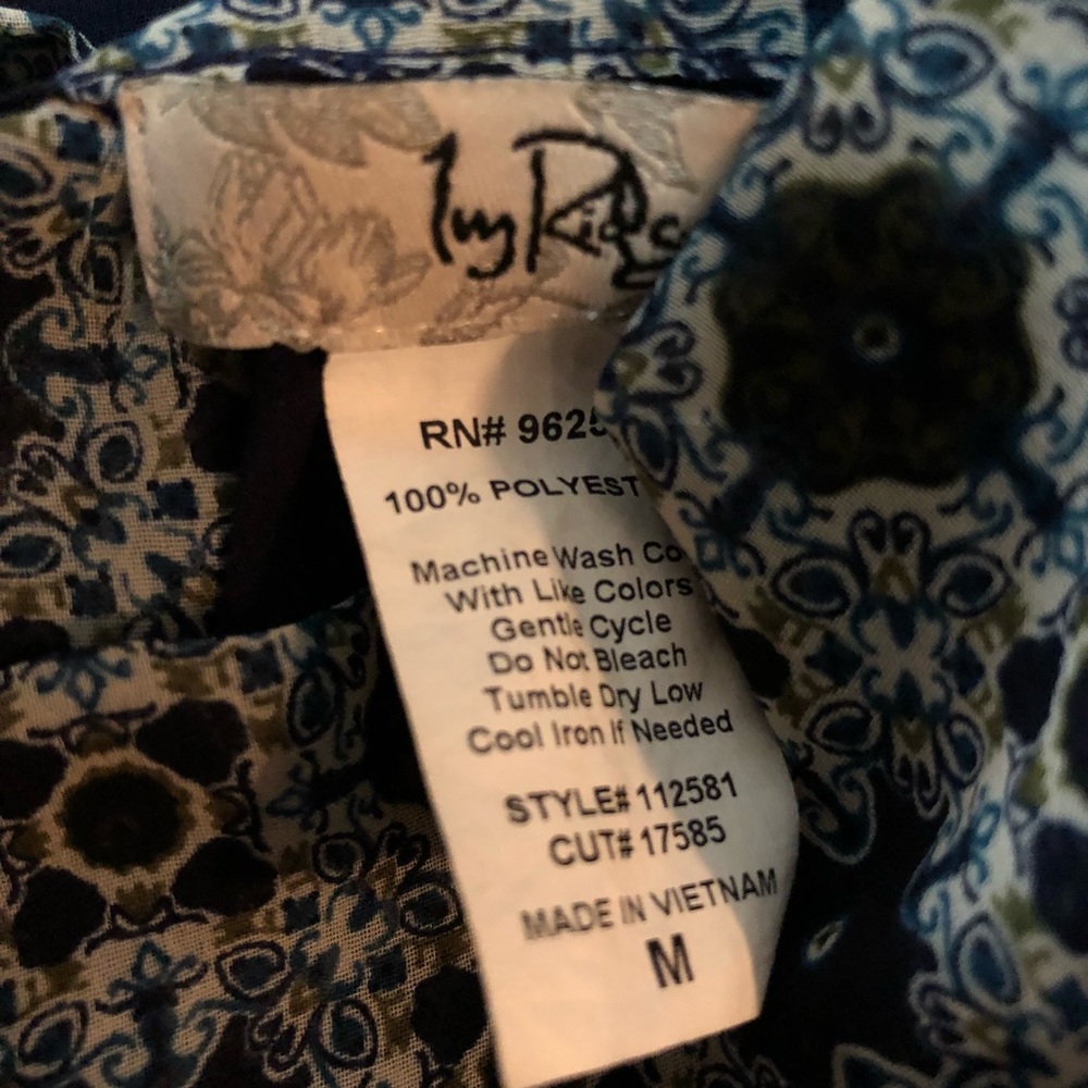 Ivy Ridge Blue printed top - Picture 4 of 4